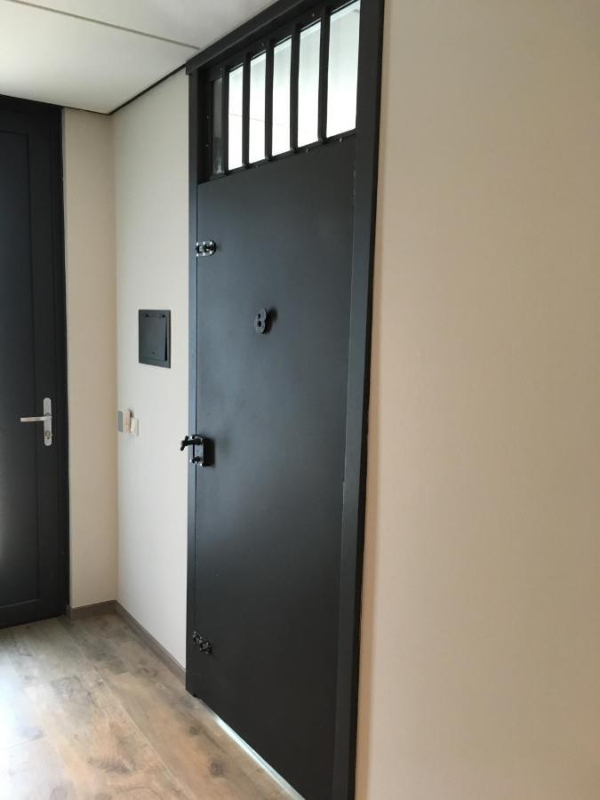 Voormalig Politiebureau Bed and Breakfast Overloon Εξωτερικό φωτογραφία